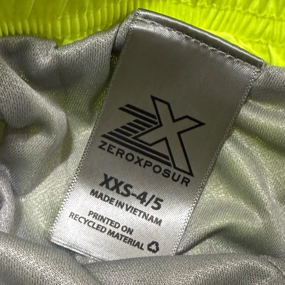 ZeroXposur Boys XXS-4/5 Neon Yellow and Black Swim Trunks With Swim Goggle NWT